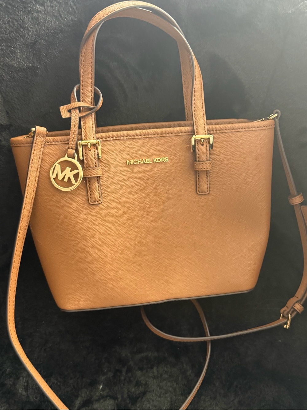 Michael Kors Caramel Tan Leather Shoulder Tote with Gold Hardware